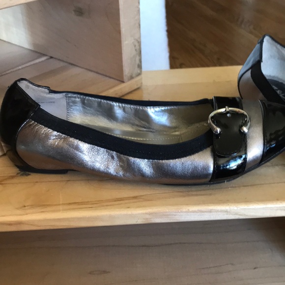 Liz & Co black and silver flats - Picture 3 of 3